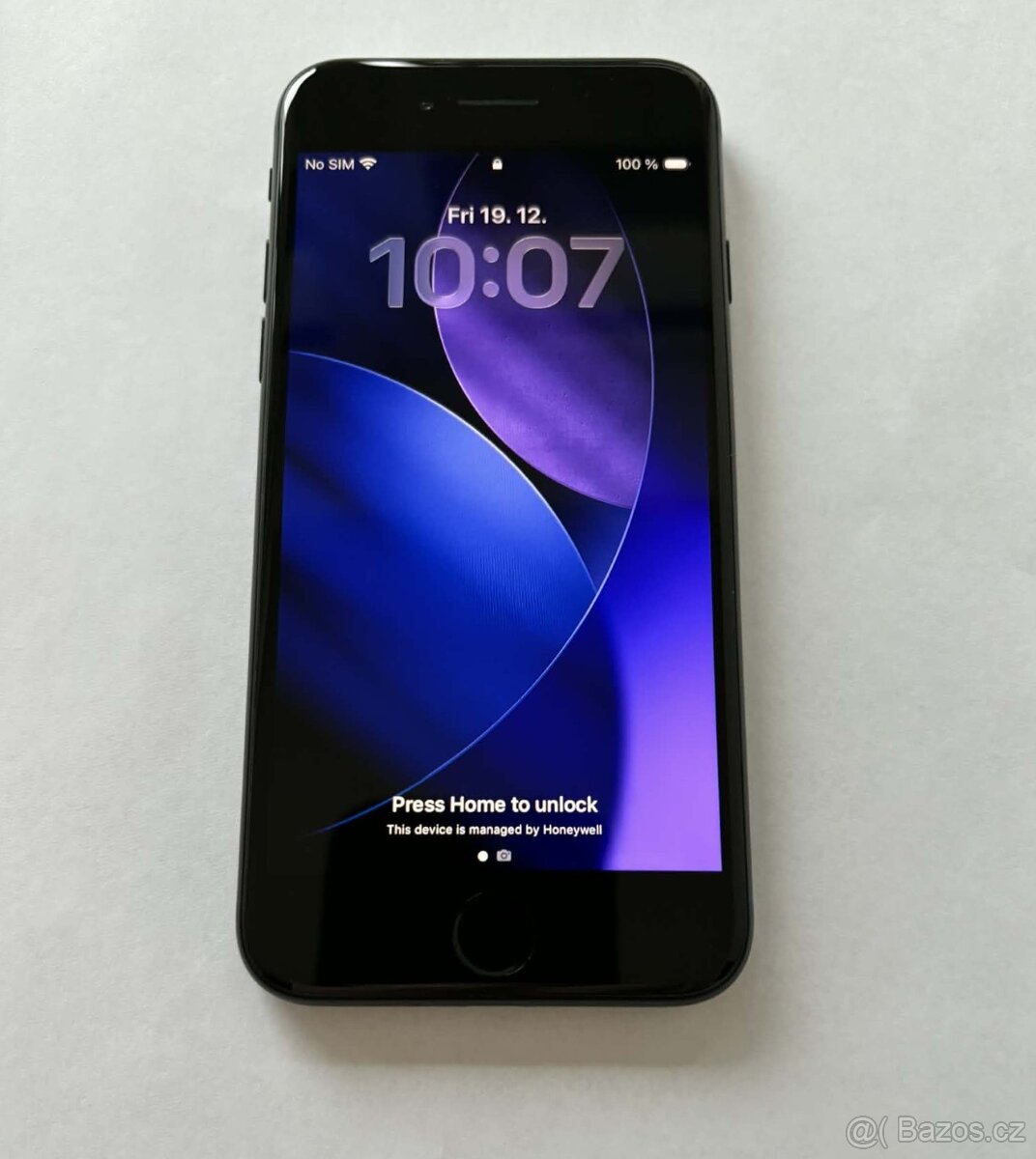 Apple iPhone SE (2022) 128GB Midnight - 2