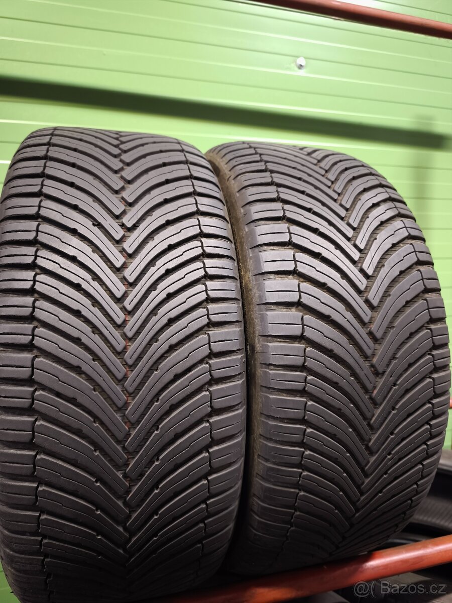 235/45 r18 celoroční pneumatiky Bridgestone - 2