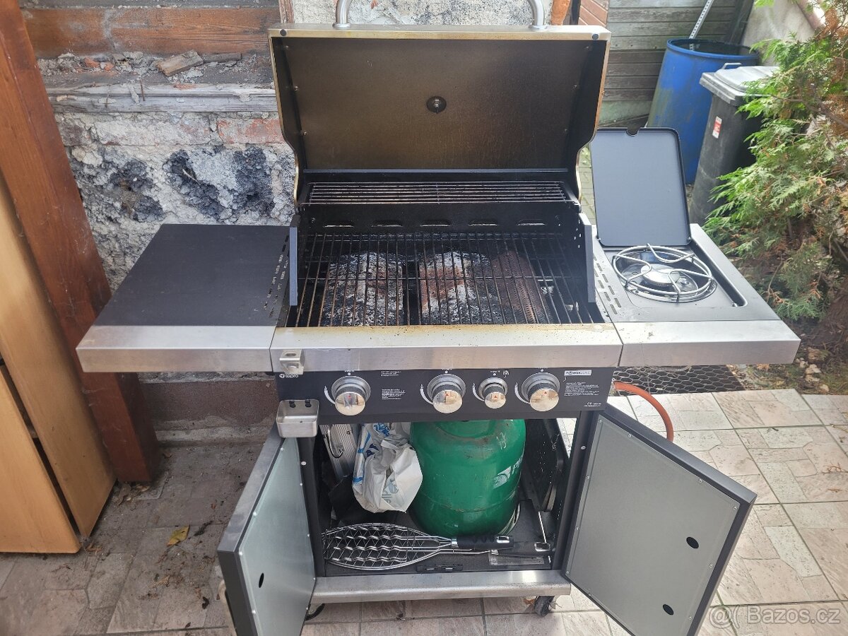 Zahradní plynový gril - 2