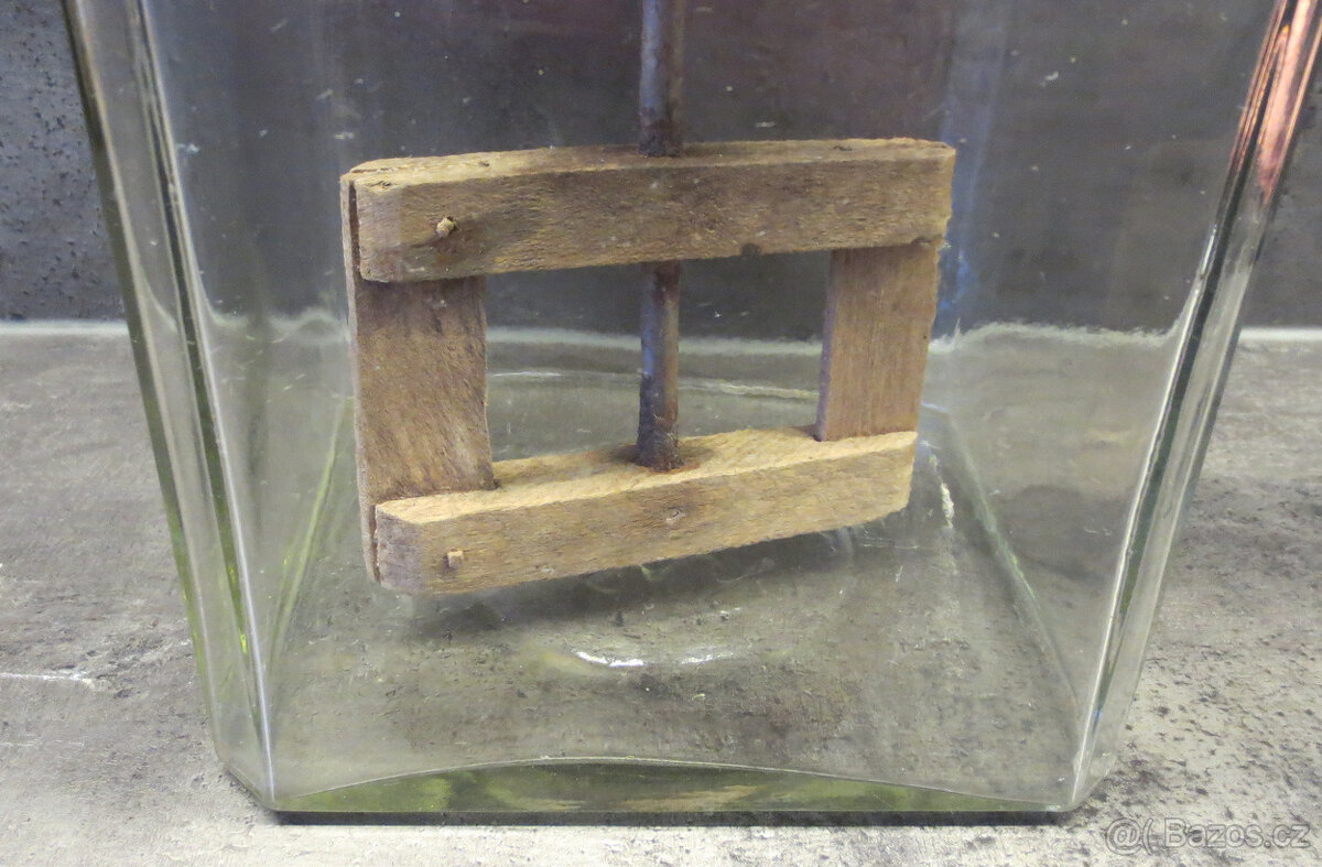 Starožitný ruční šlehač na máslo šlehačku.... - 2