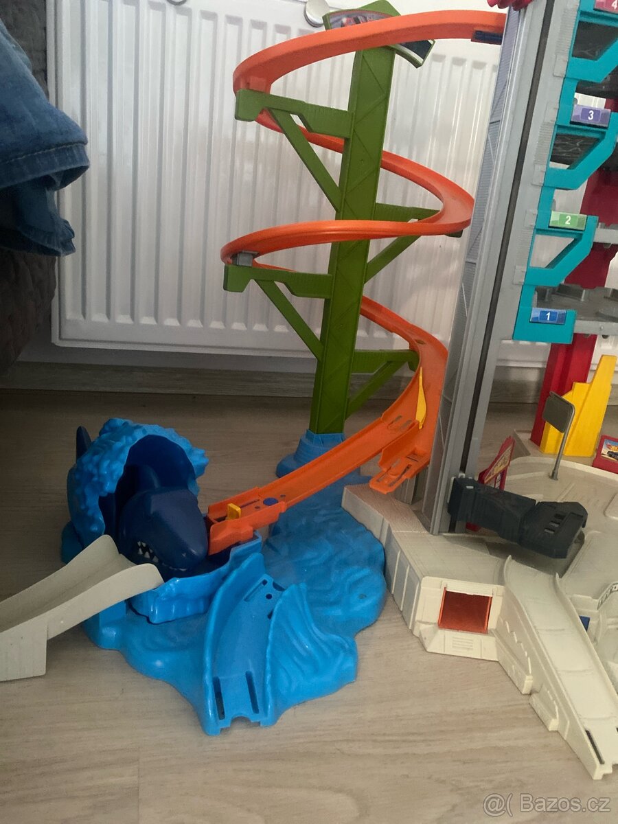 Hot wheels dráha - 2