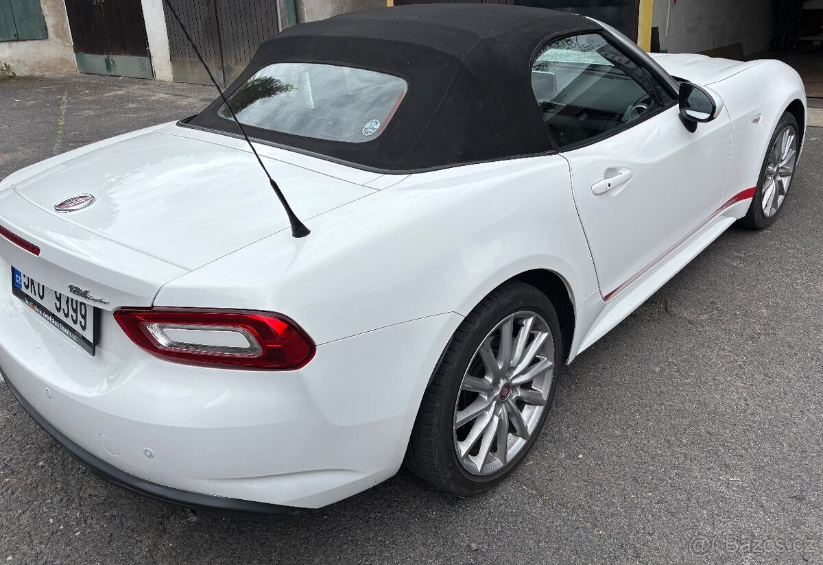 Prodám Fiat 124 Spider - 2