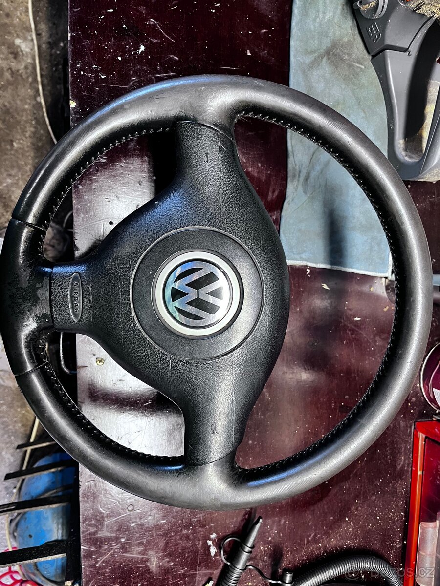 Tříramenný volant vw T4 - 2