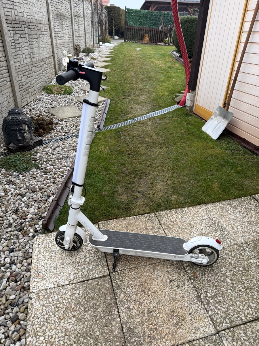 GoGEN VOYAGER LITE S201W - 2