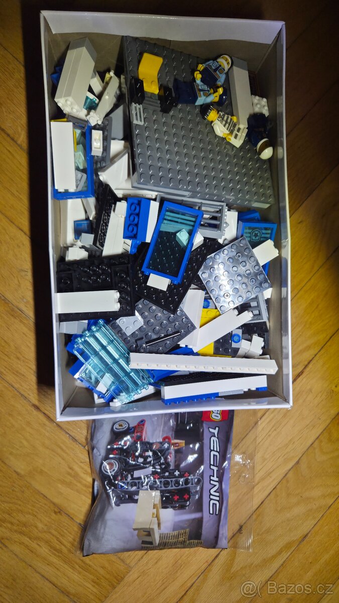 Lego Technic MIX - krabice od bot - 2