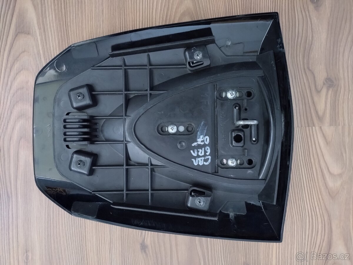 Krovka kryt zadního sedla Honda CBR 600 RR PC40 - 2