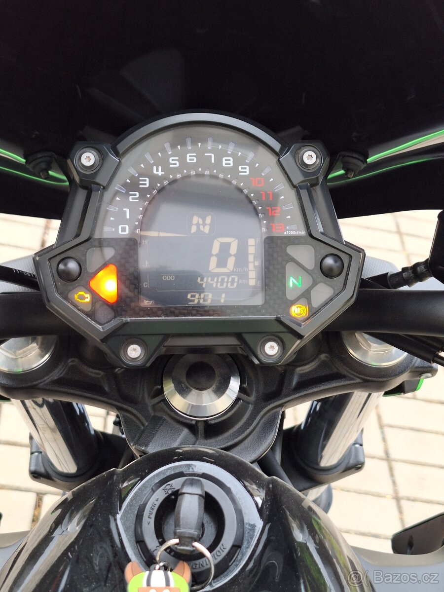 Kawasaki Z650 - 2