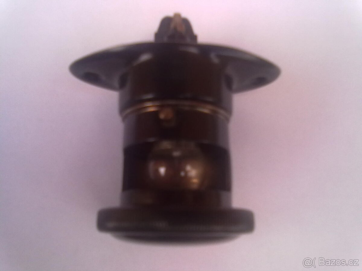 Lucas - 2