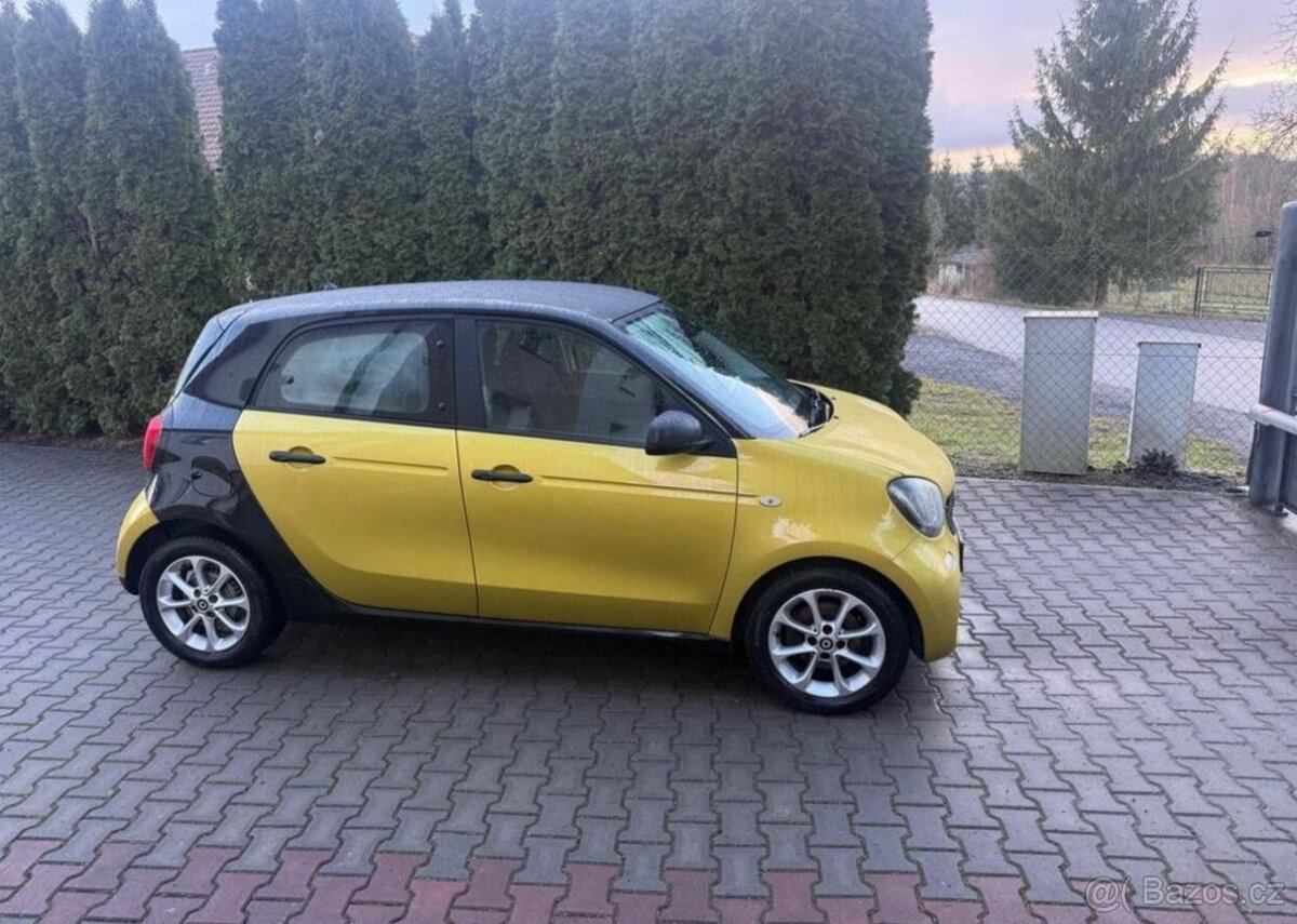 Smart Forfour 1,0i /52 kw Nová STK klima benzín - 2