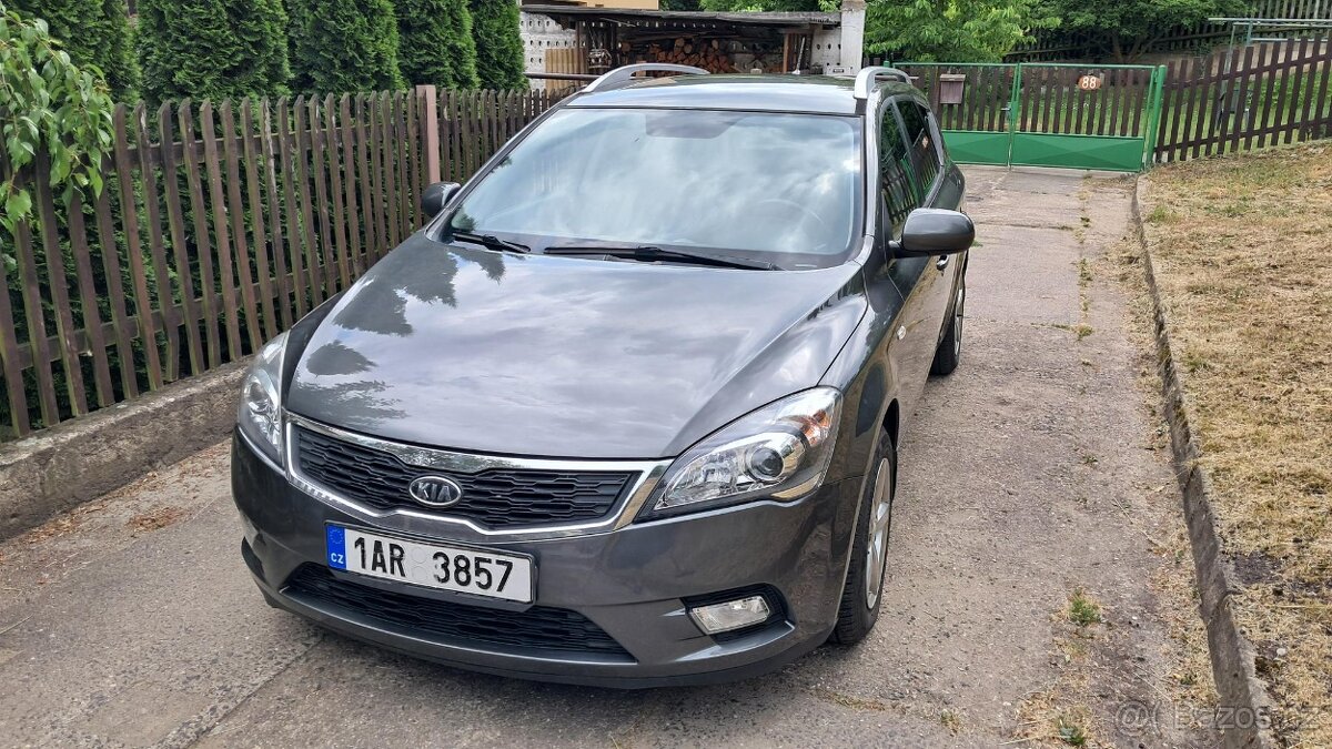 Kia Ceed kombi 1.6 CRDi - 2