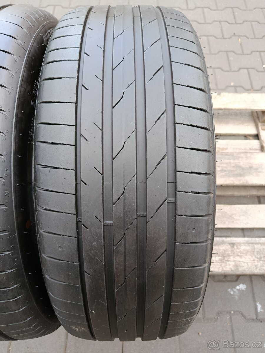 235/45/20 letní pneu hankook - 2