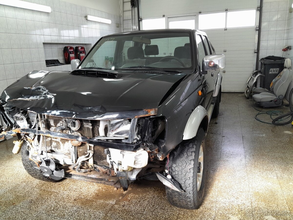 Nissan King Cab 2,5 dci 4x4 - 2
