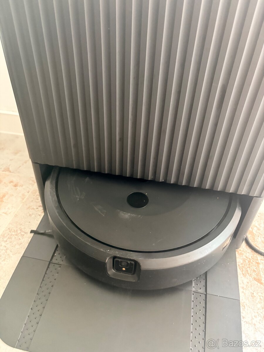 iRobot Roomba Combo 10 Max + AutoWash Stanice - 2