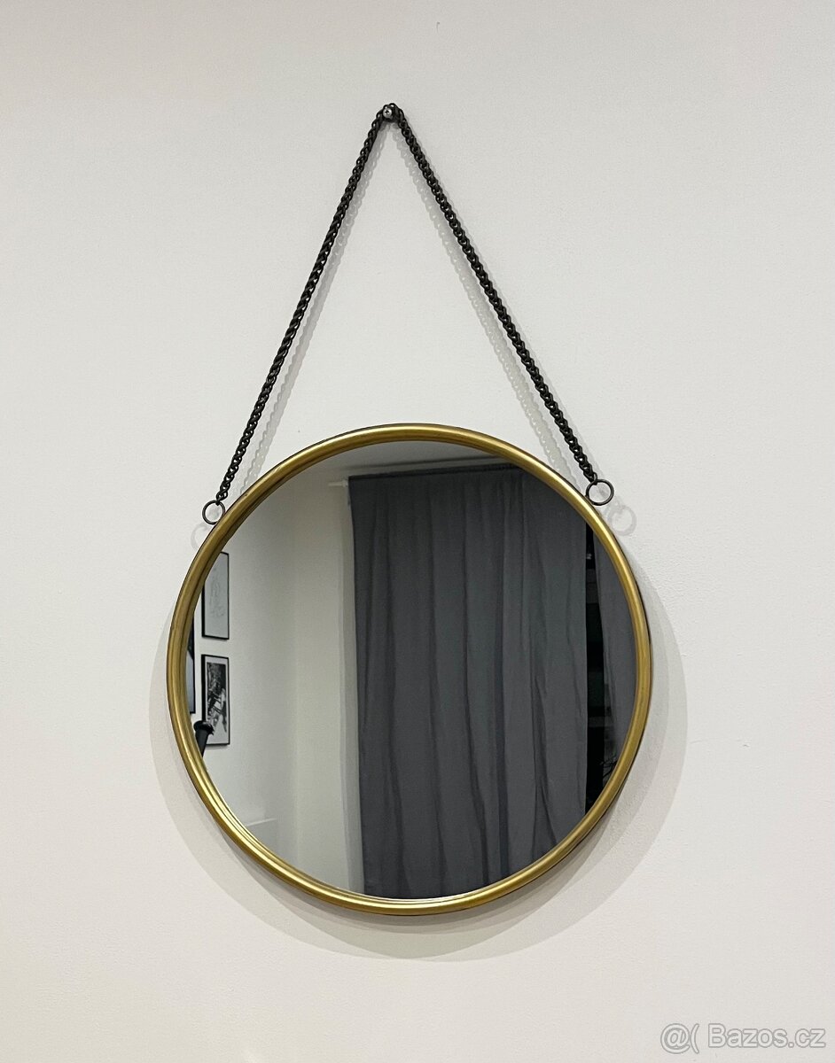 Kulaté zrcadlo - 2
