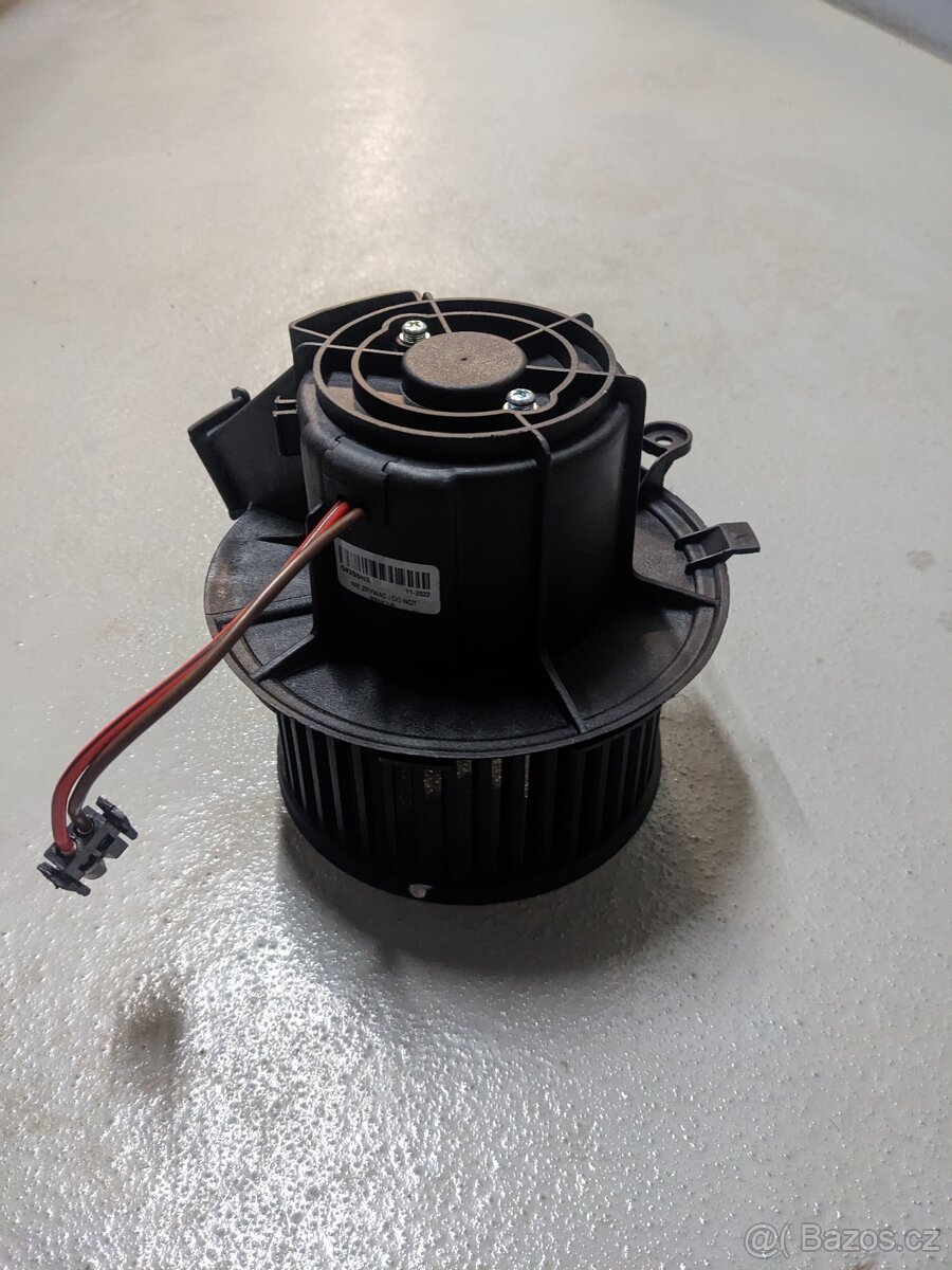 Ventilátor topení Mercedes Benz C / E (W204, C207, W212) - 2