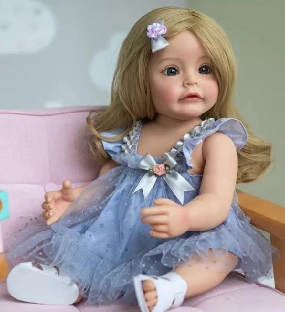 panenka celovinyl v modrých šatičkách, s botami - 2