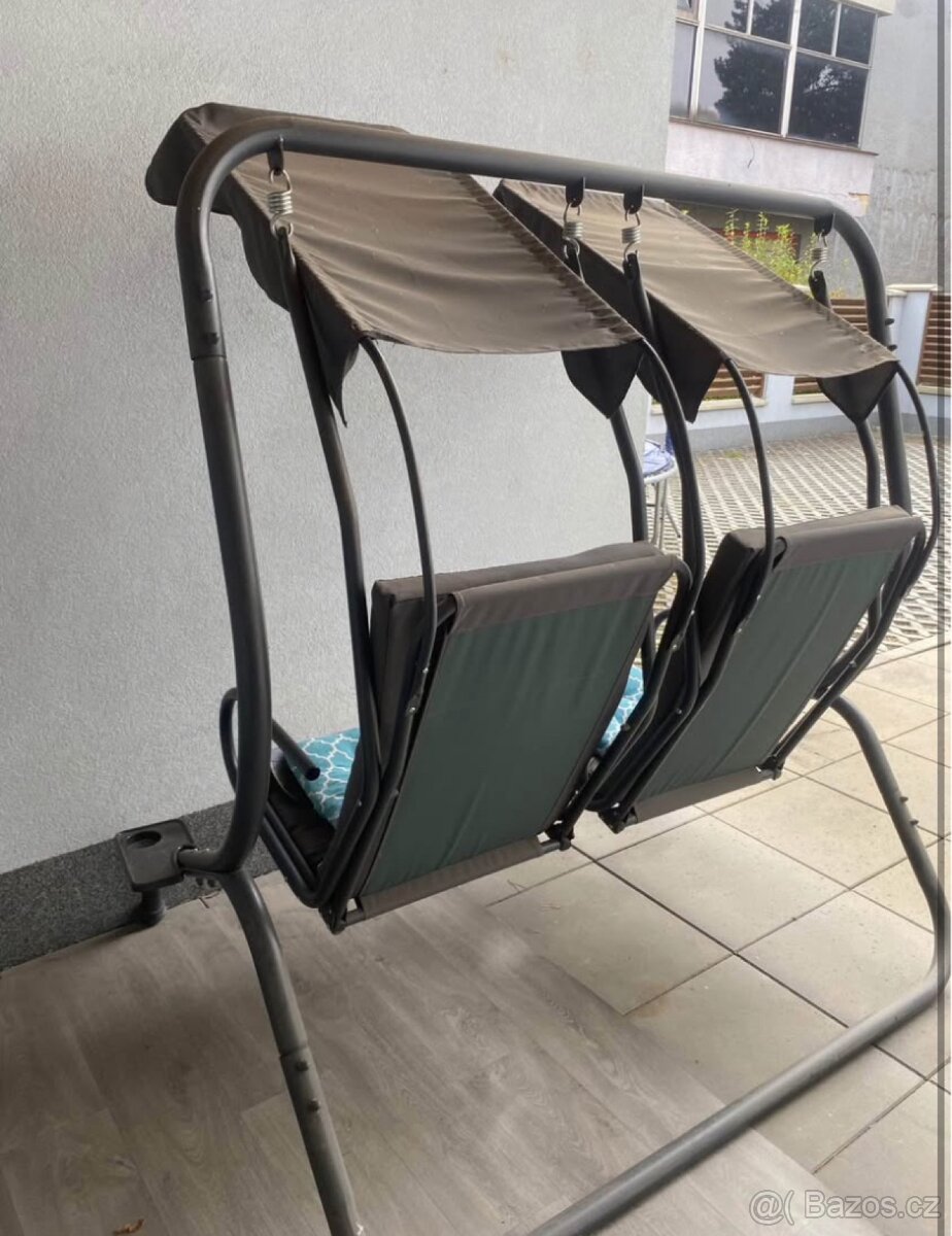 Zahradní houpačka - 2