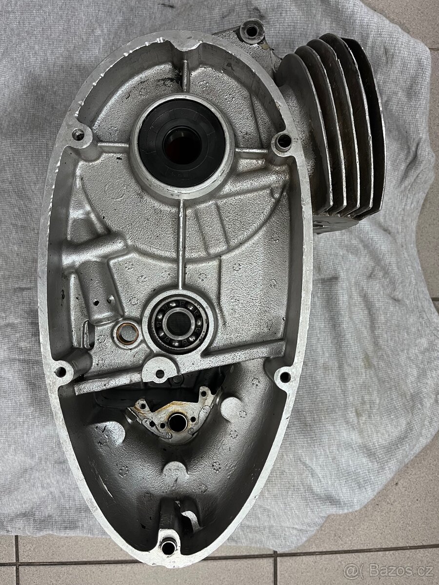 Kartery Jawa 350 kývačka, sport bez čísla - 2