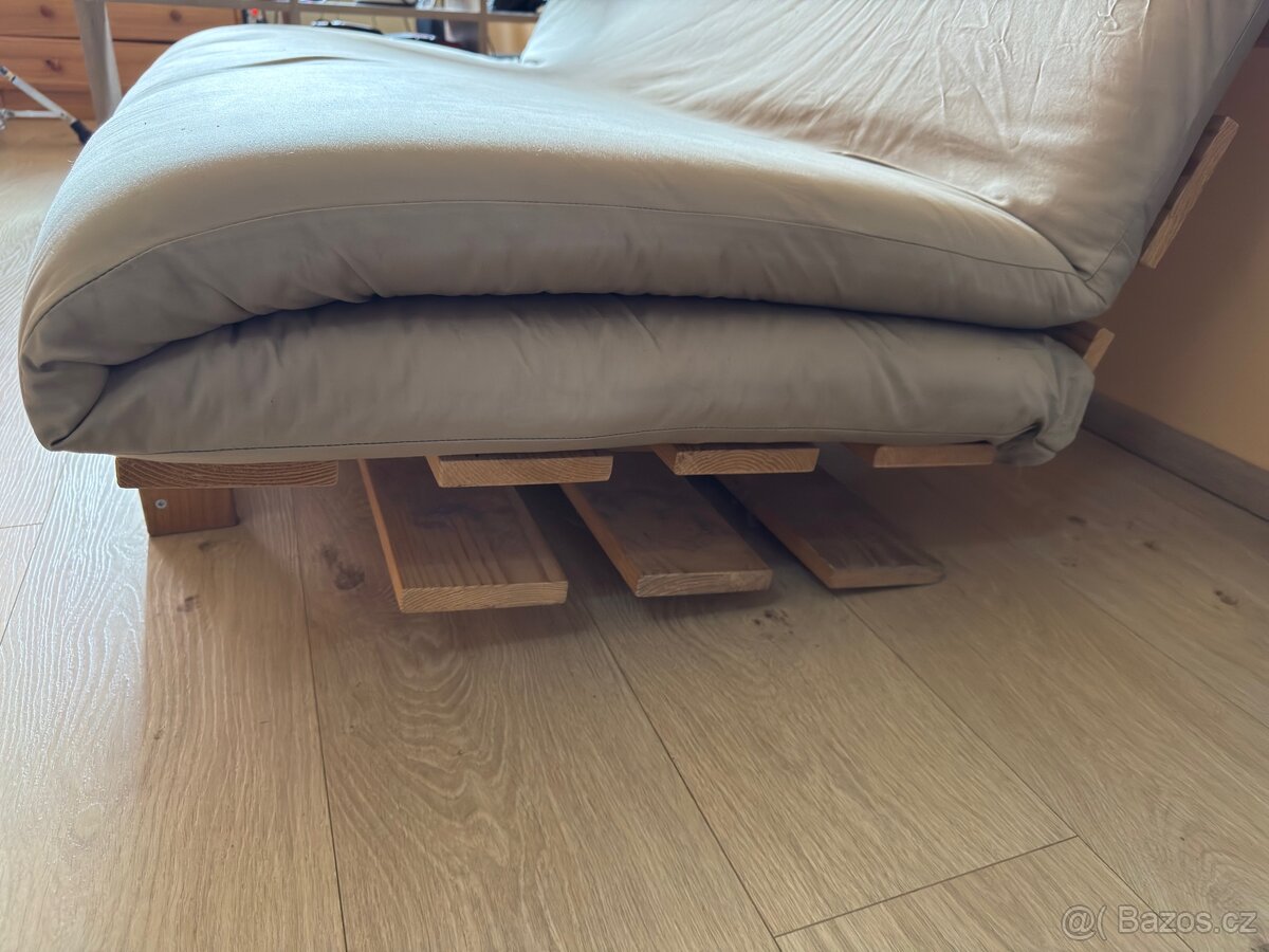 Rozkladaci futonova pohovka - 2