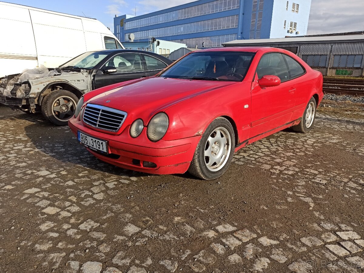 Náhradní díly na Mercedes CLK w208 - 2