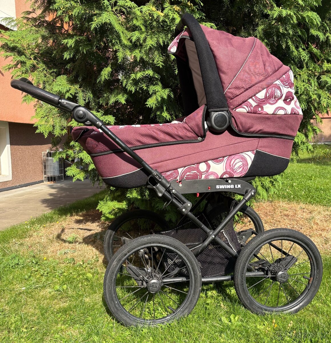 Kočárek Swing XL trojk. + kompletní sada vybavení - 2