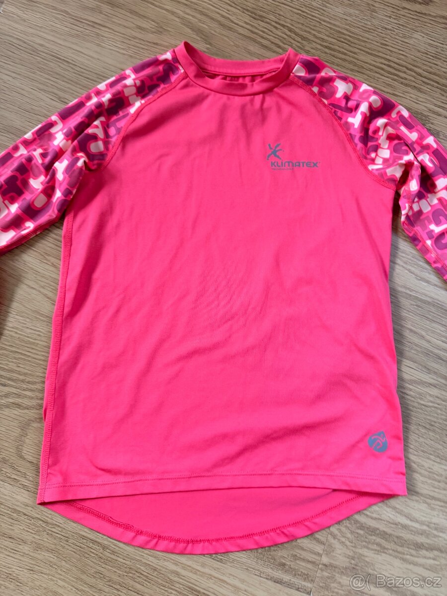 Prodam divci triko Klimatec 134. Šála zdarma - 2