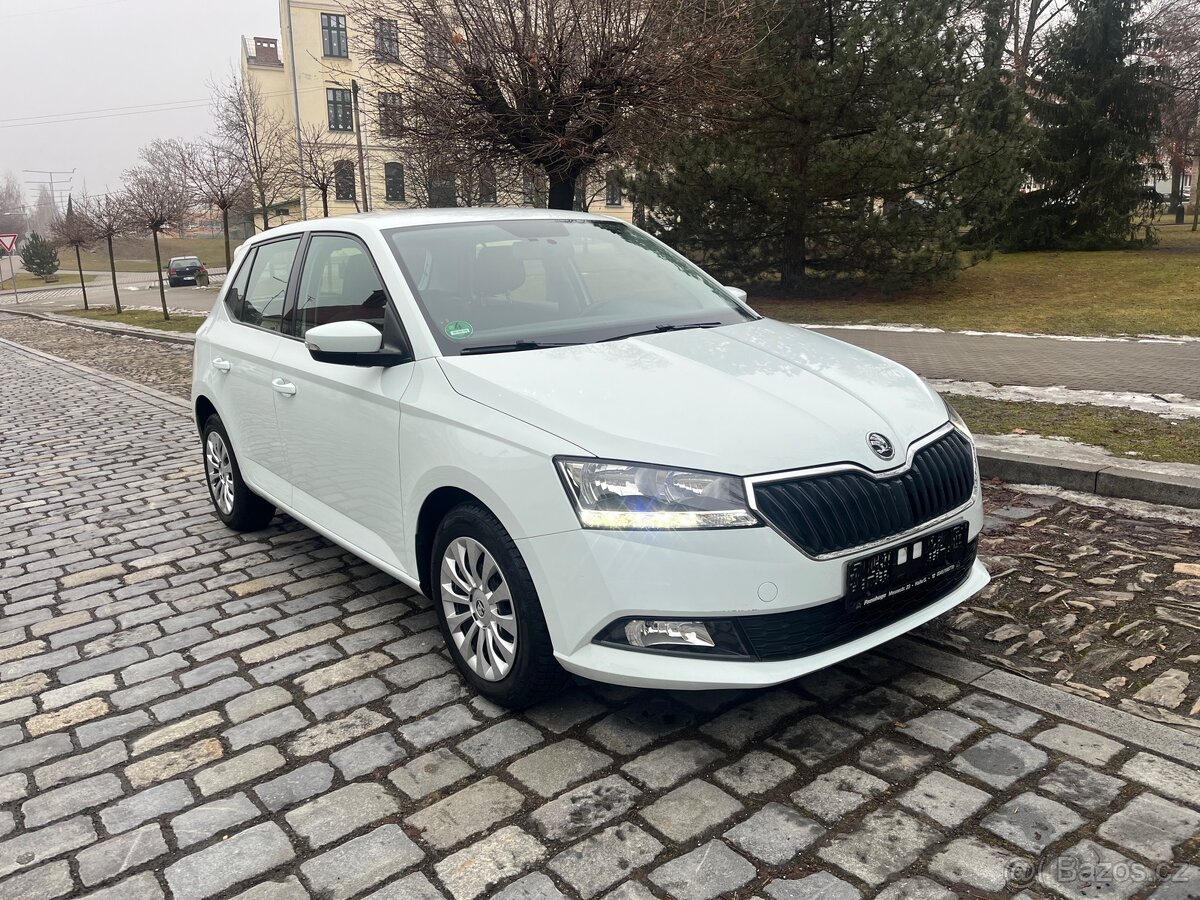 Škoda Fabia,55kW,parkovací senzory - 2