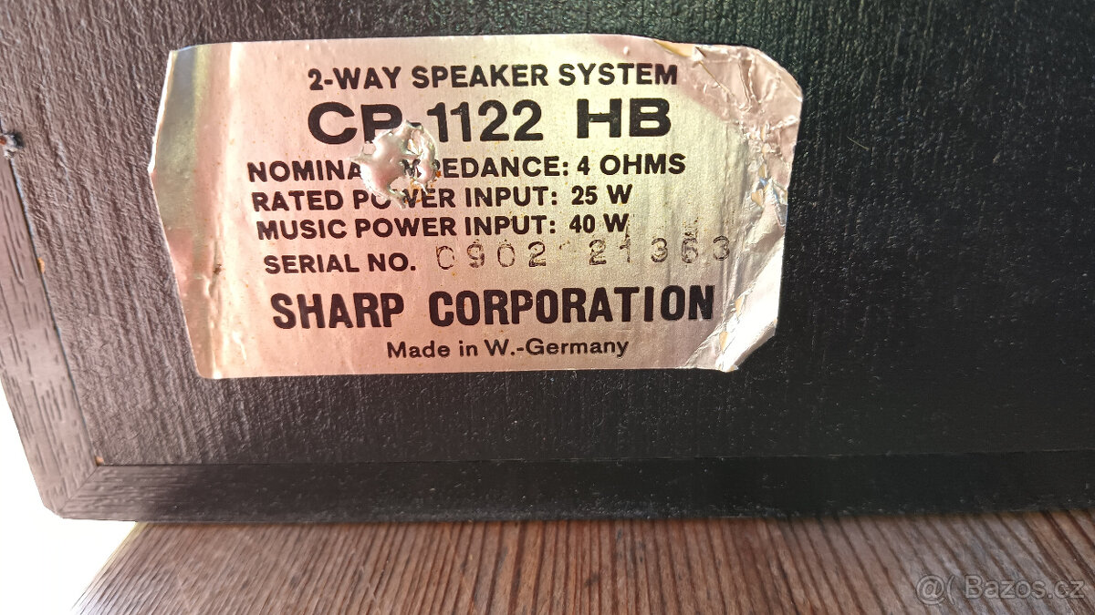 Prodám regálové reproduktory Zn.Sharp - 2