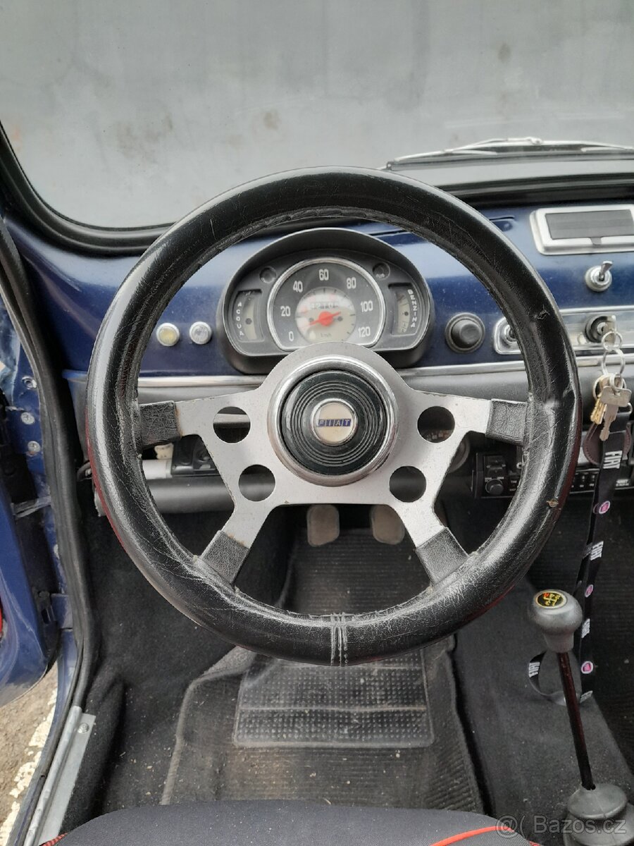Speciál.volant na FIAT 600D.průměr pouze 29cm. - 2