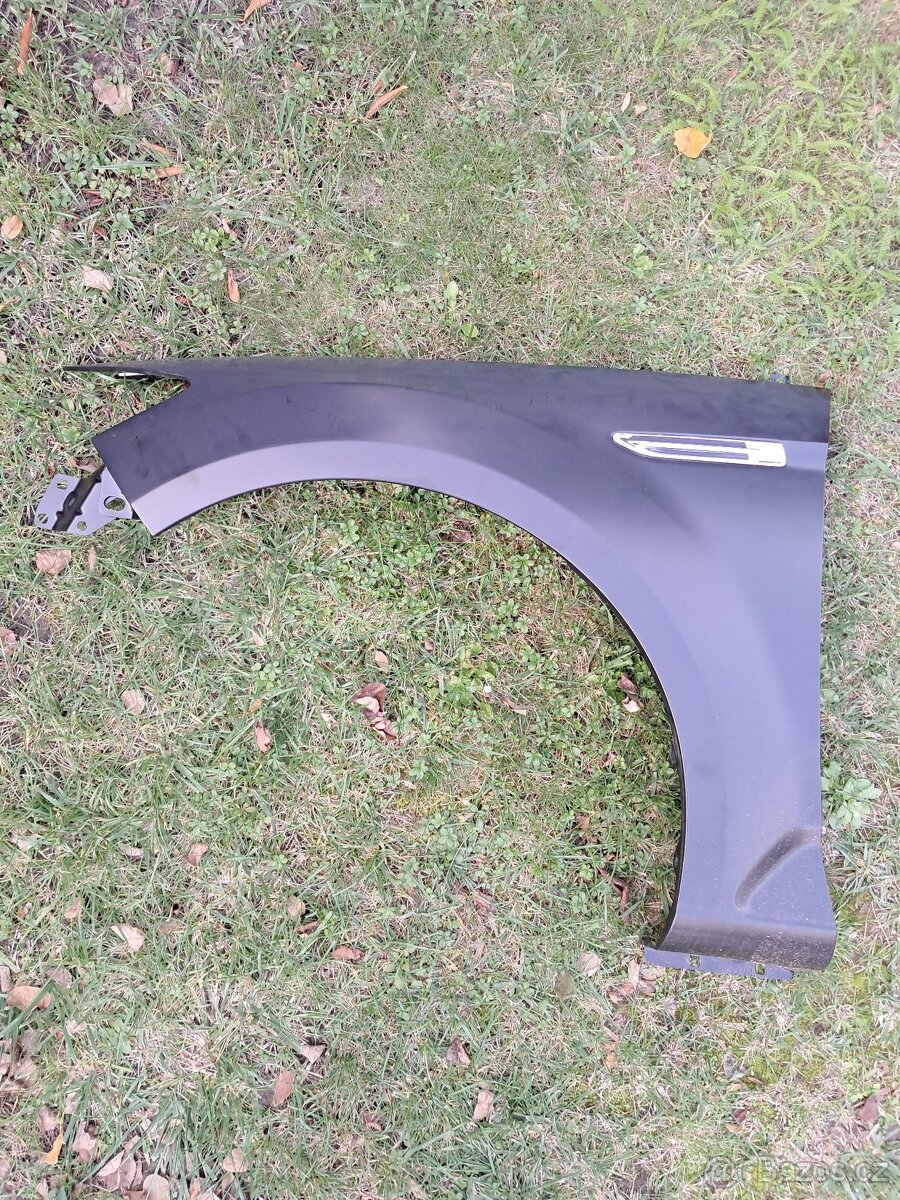 Ford Mondeo Mk4 blatník - 2