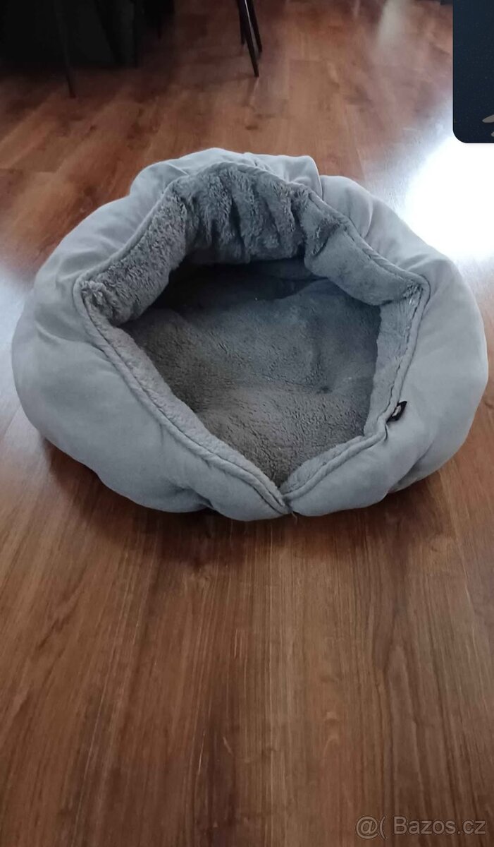 Pelíšek, kukaň. Zn. Trixie - 2