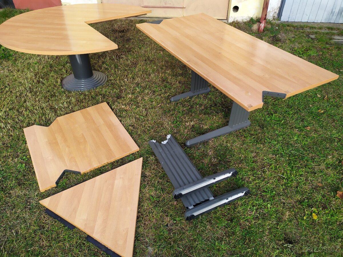 Kancelářský stůl - 2