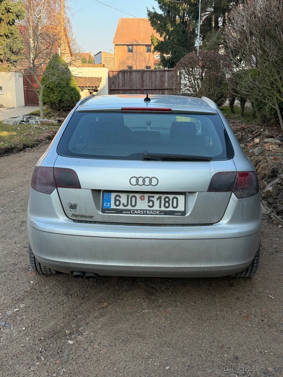 Audi Quattro A3 sportback - 2