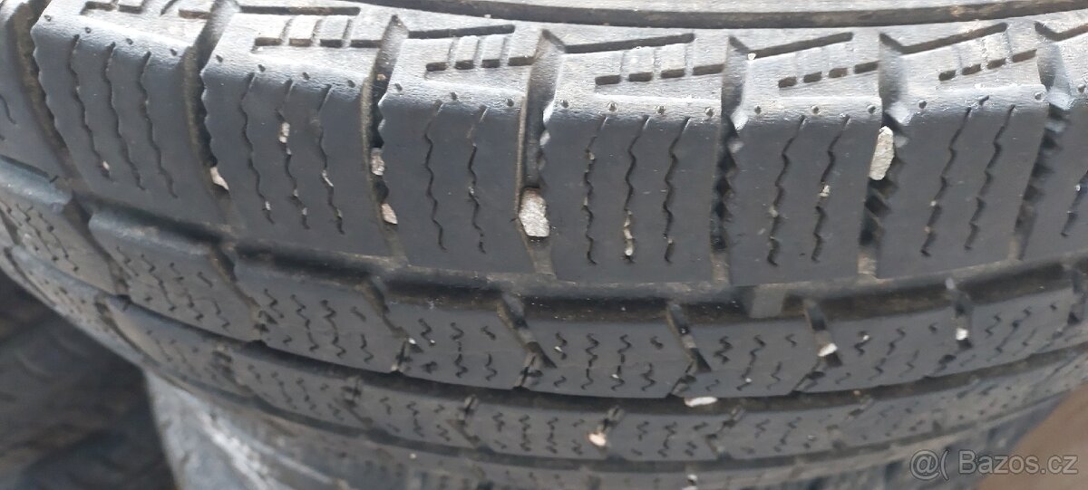 195/75 R16 - 2