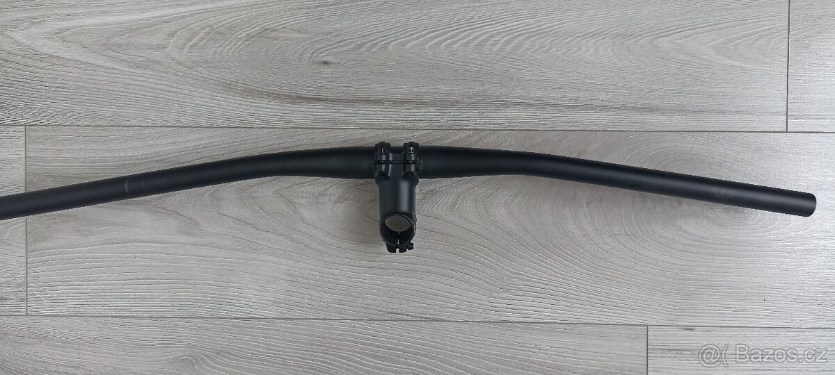 MTB řidítka Bontrager + představec UNO - 2