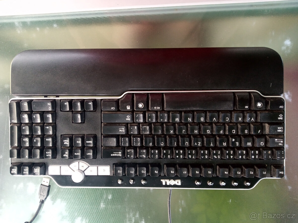 Multimediální klávesnice Dell SK-8135 s opěrkou USB - 2
