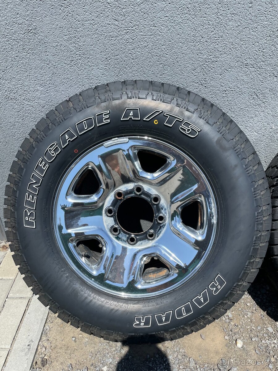 Original kola R18 Dodge RAM 2500