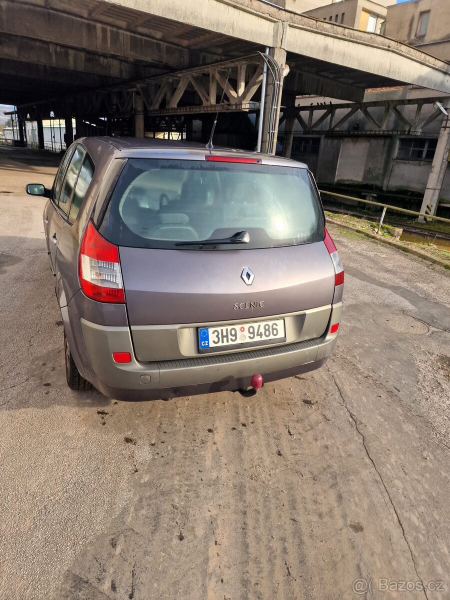 Nabízím Renault Grand Scenic 1,9dci najeto 313000km 7 míst - 2