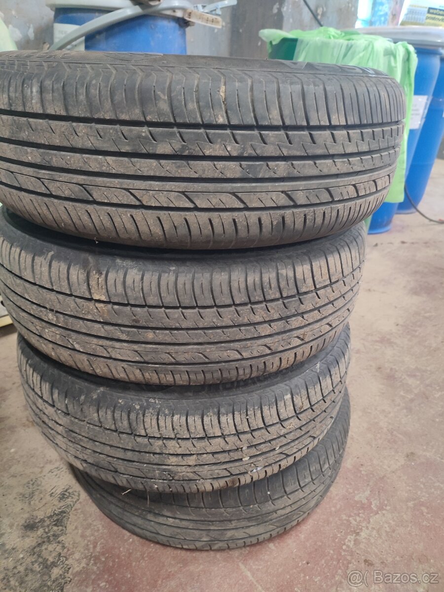 185/65 R15 - 2