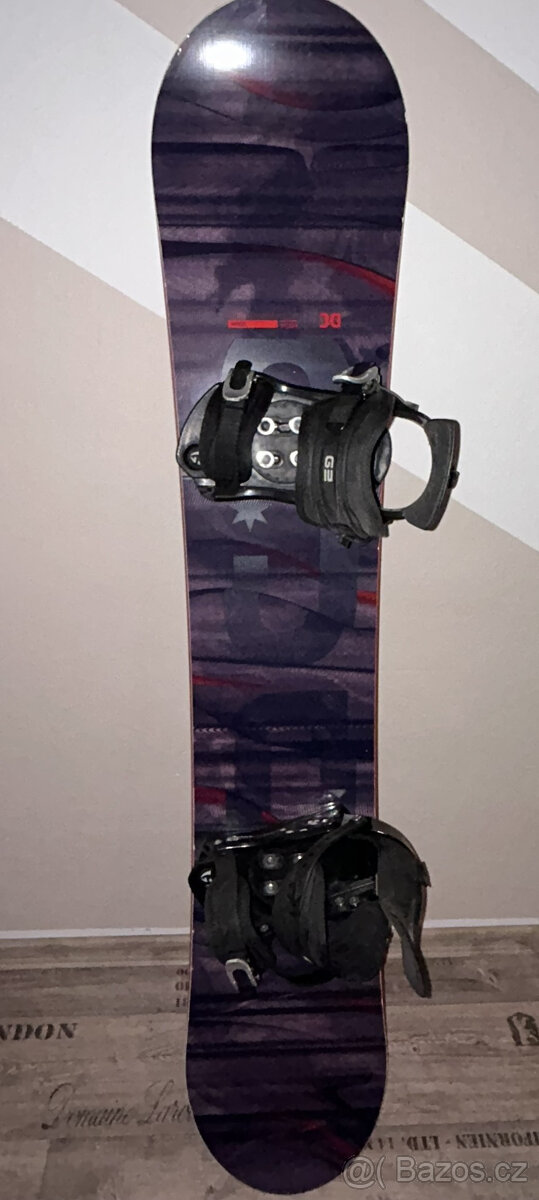 Prodám Snowboard zn. DC 153 cm - 2