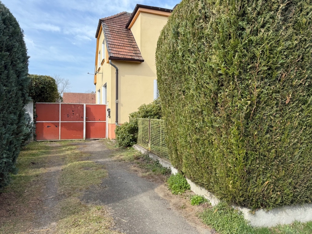 Prodej rodinný dům, Čáslavsko - 2