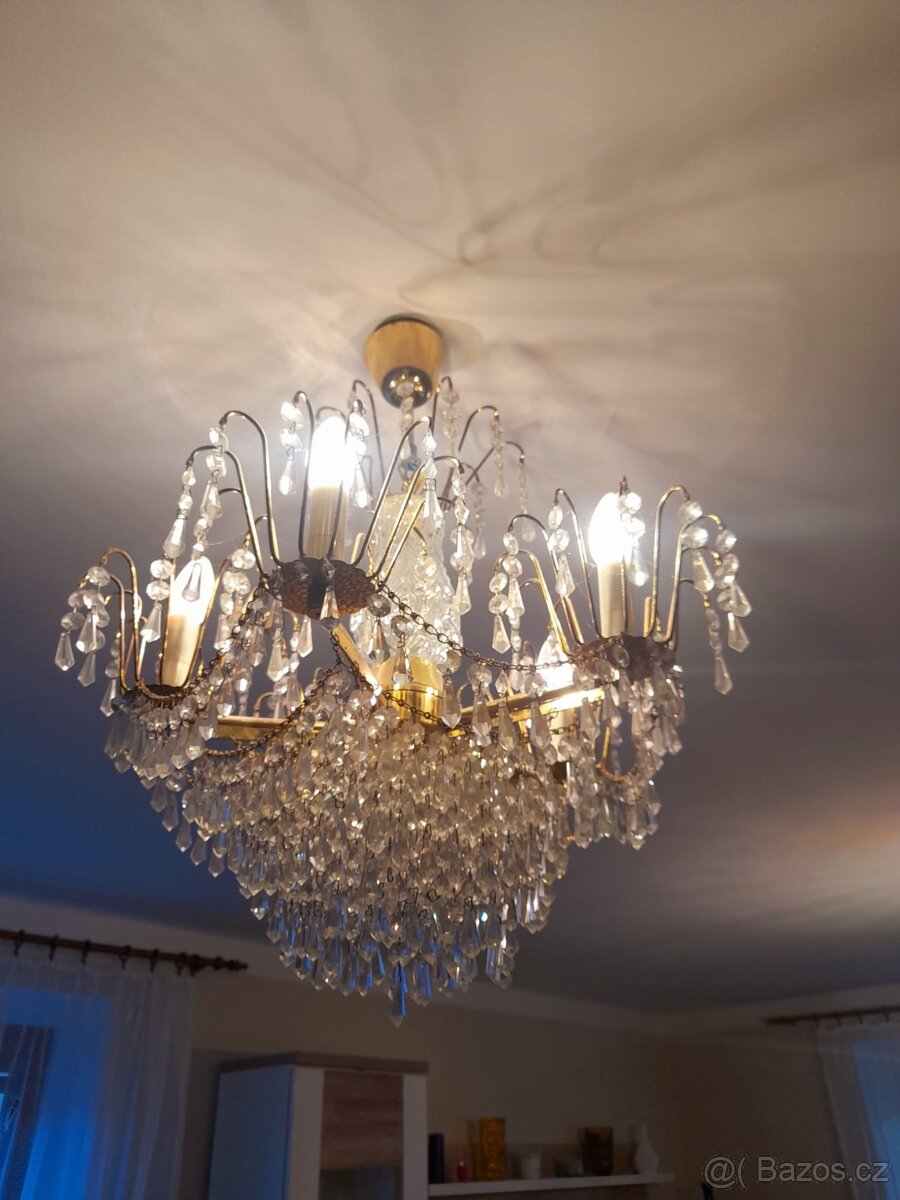 Lustr z křišťálového skla - 2