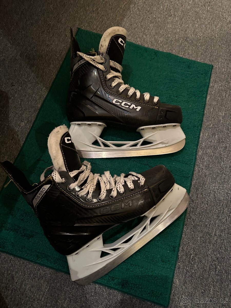 Lední brusle ccm vel 38.5 - 2