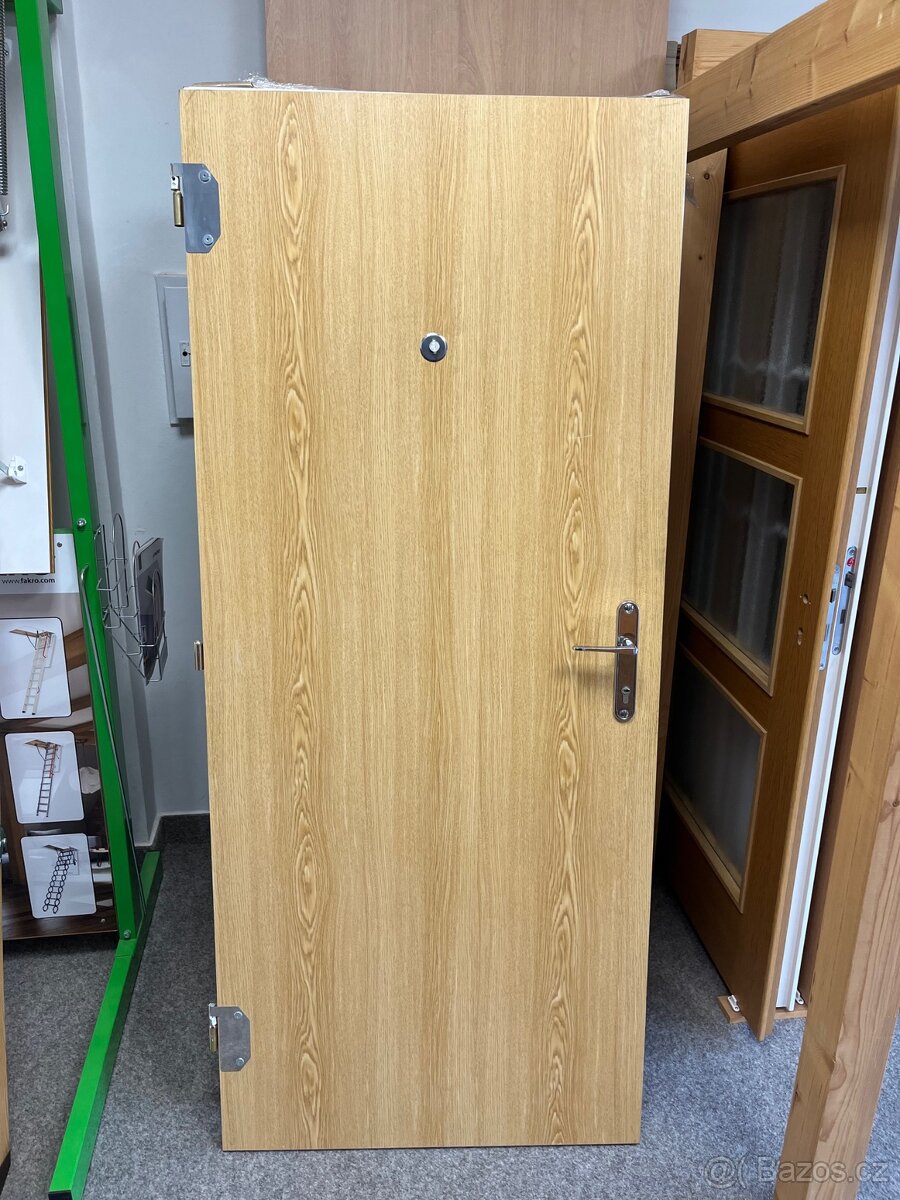 Prodám vstupní dveře do bytu - 2