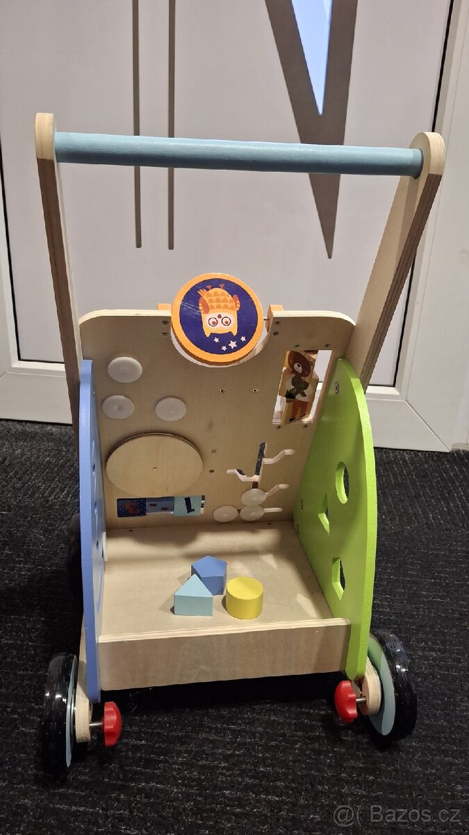 Dřevěné chodítko - 2