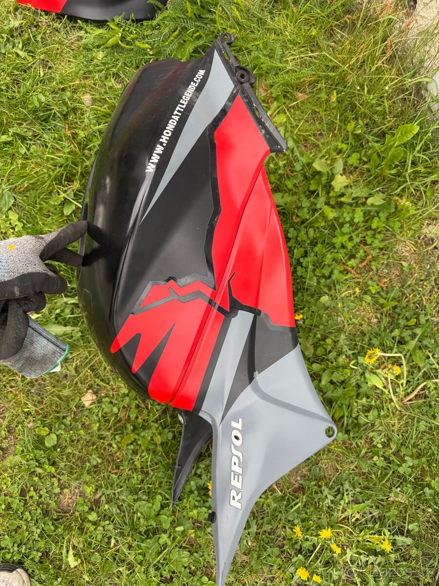 Honda cbr 600rr 2007 plasty - 2