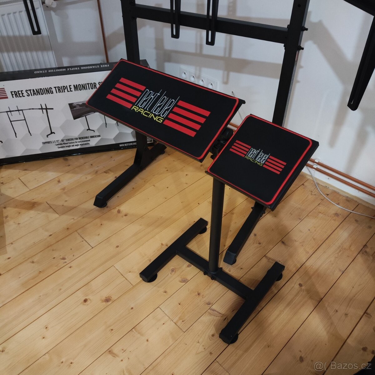 Stojan na 3 monitory, NEXT LEVEL RACING - 2