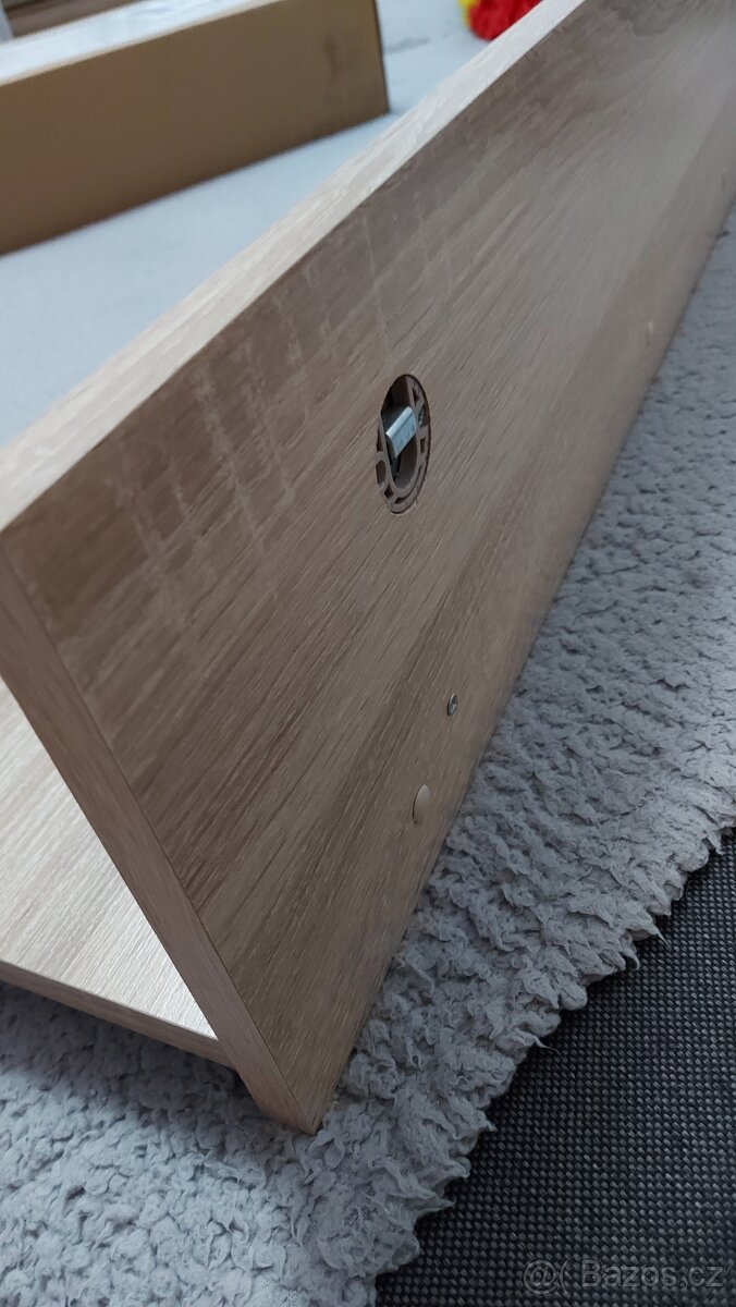 Prodám Polici s RGB - 2