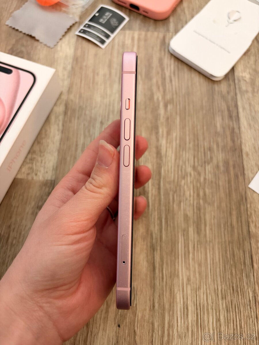 IPhone 15 128gb pink - 2