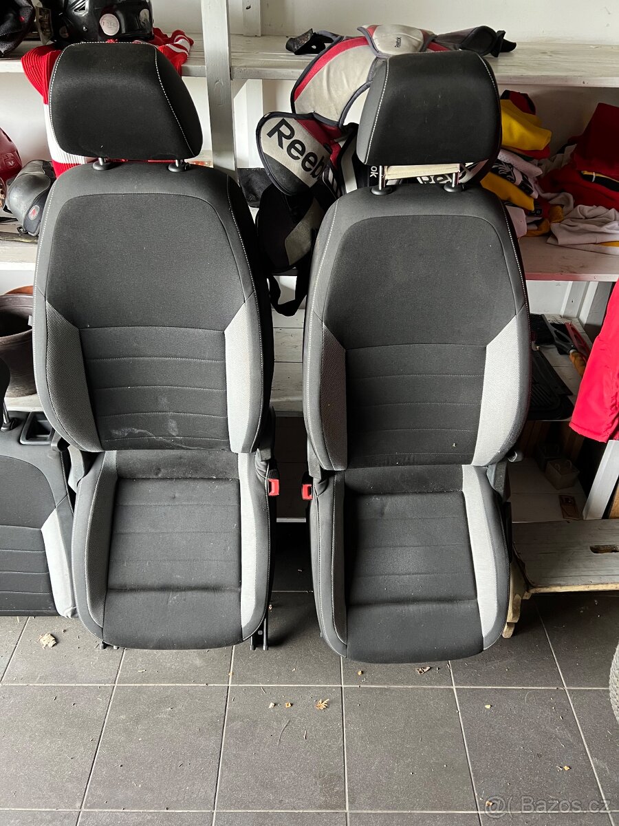 Sada sedaček Škoda Rapid - 2